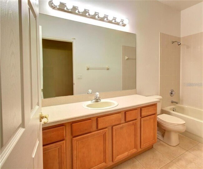 Building Photo - 18020 Maui Isle Dr