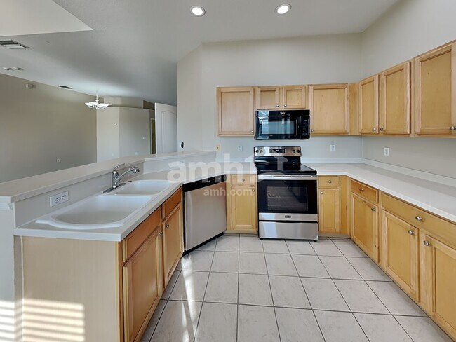 Building Photo - 8215 47th St Cir E