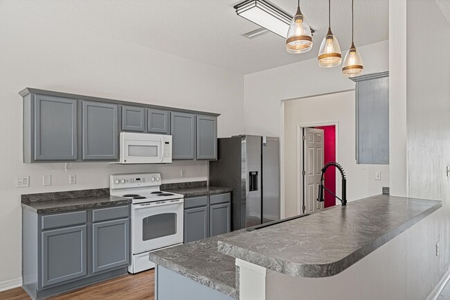 Building Photo - 8517 High School Blvd