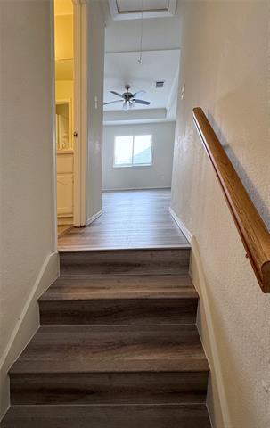 Building Photo - 1401 Summercrest Ln