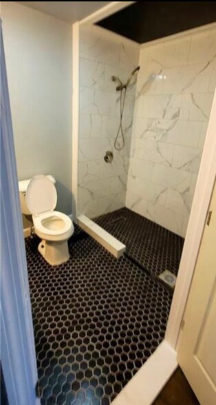 Building Photo - 434 Grimsley Rd