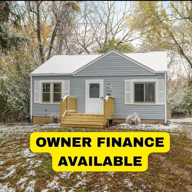 Building Photo - 2228 Holt Ave