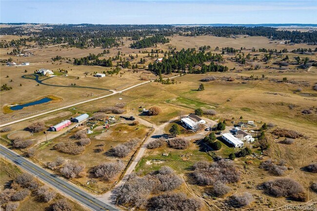 Building Photo - Flintwood- JK