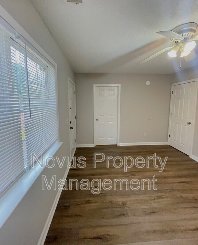 Building Photo - 119 Magnolia St