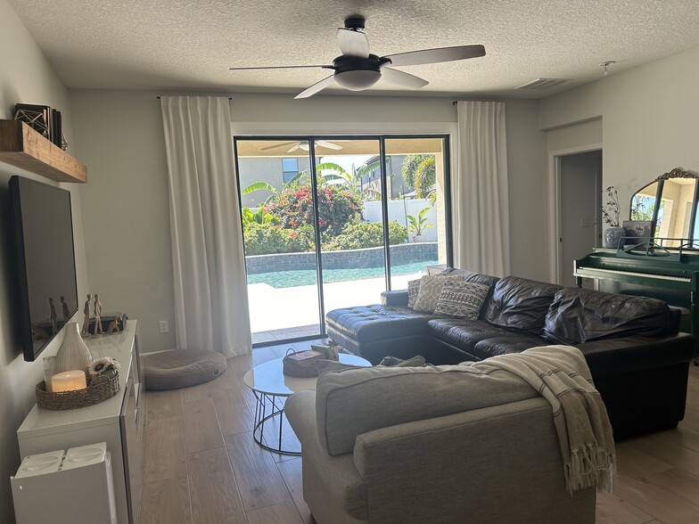 Building Photo - 2856 Spring Breeze Way