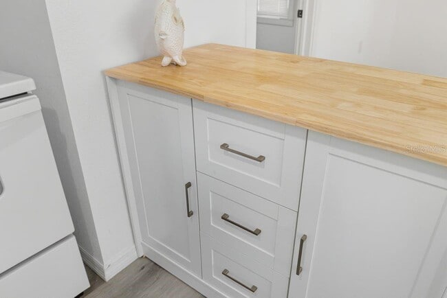 Building Photo - 13320 2nd St E