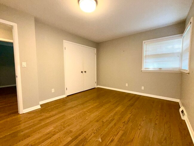 Building Photo - 5663 N Consaul Pl