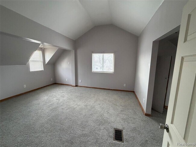 Building Photo - 6324 Montrose St