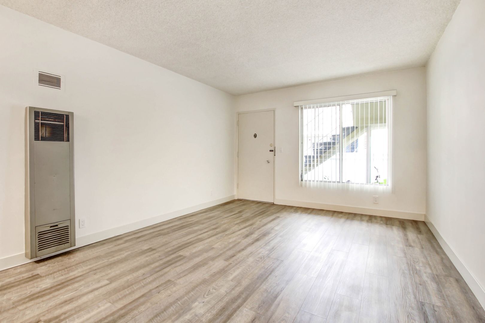 Building Photo - 937 6th St