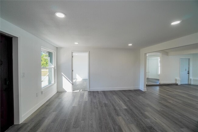 Building Photo - 1797 Birch Dr