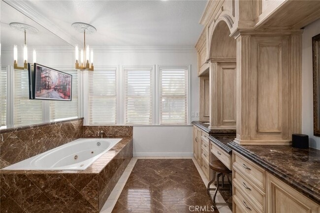 Building Photo - 12380 Marlow Ave