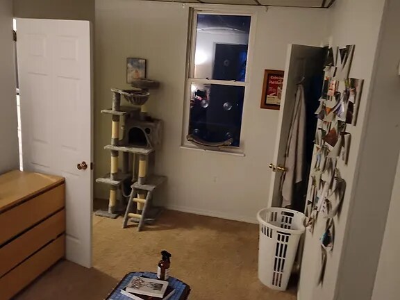 Building Photo - 27 Noster St