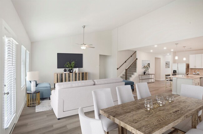 Building Photo - 1567 King Rnch Rd