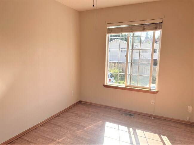 Building Photo - 13107 29th Pl W