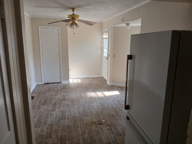 Building Photo - 109 Downing St