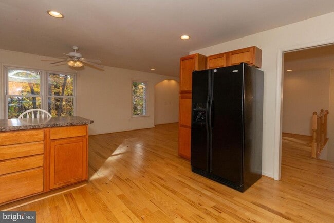 Building Photo - 3311 Mission Rd