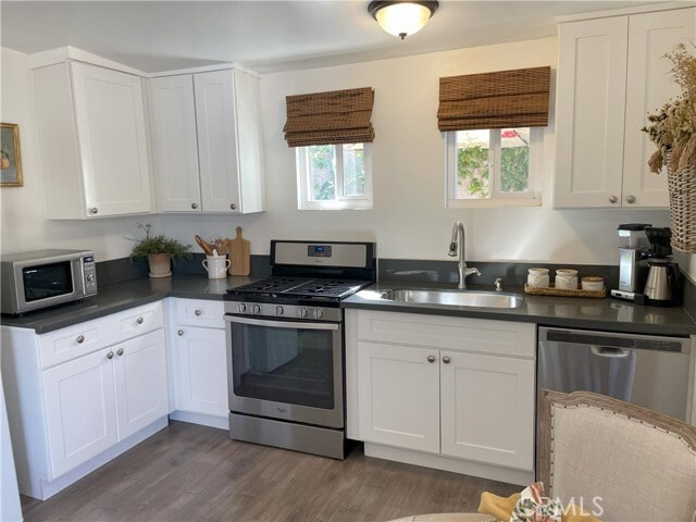 Building Photo - 2016 W 146th Pl