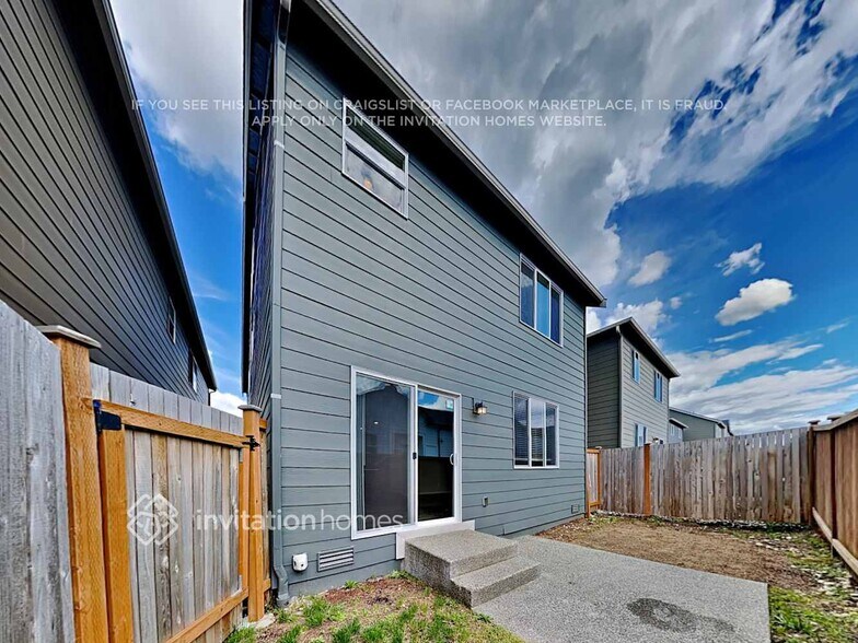 Building Photo - 18354 107th Ave E