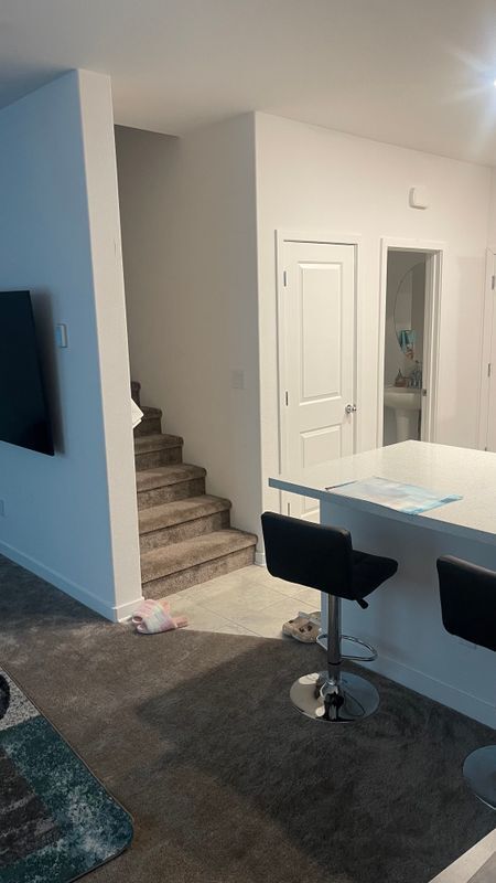 Building Photo - 5301 E Commerce Way