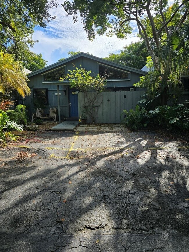 Primary Photo - 11205 SW 114th Ln Cir