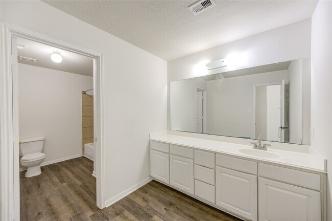 Building Photo - 18434 Ranch View Trail