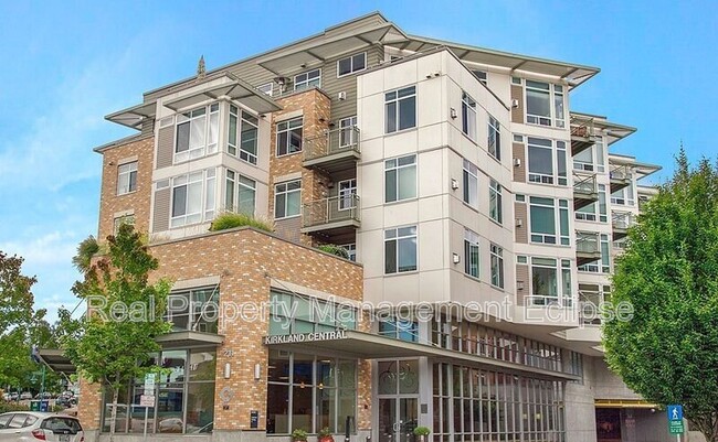 Primary Photo - 211 Kirkland Ave