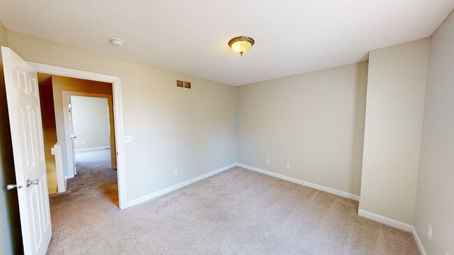 Building Photo - 2059 Coleman Dr