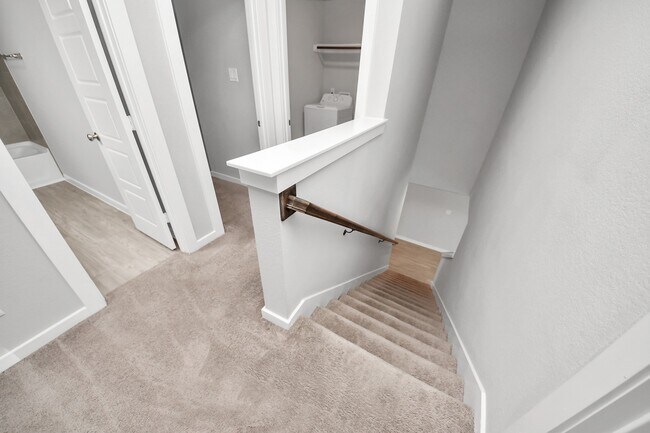 Building Photo - 2511 Shining Spur Ct