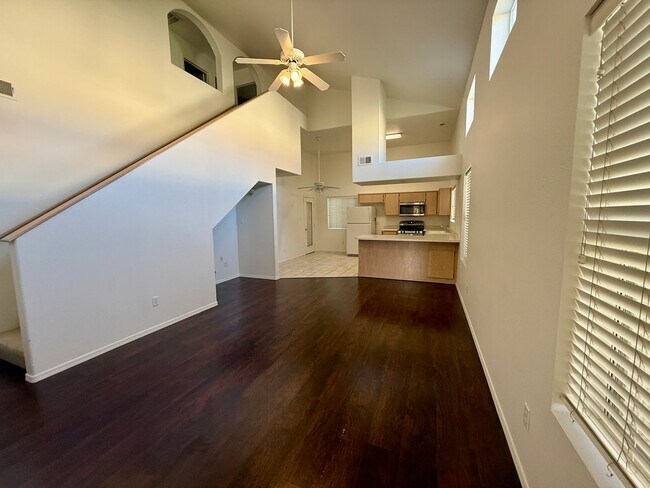 Building Photo - Condo near Mesa del Sol Golf Course