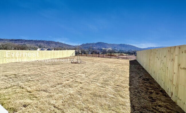 Building Photo - 1435 Firelight Wy