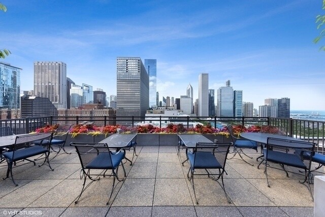Building Photo - 310 S Michigan Ave