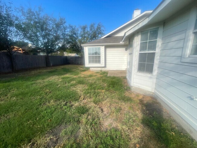 Building Photo - Beautiful 2 Story Updated Home in Grand Prairie