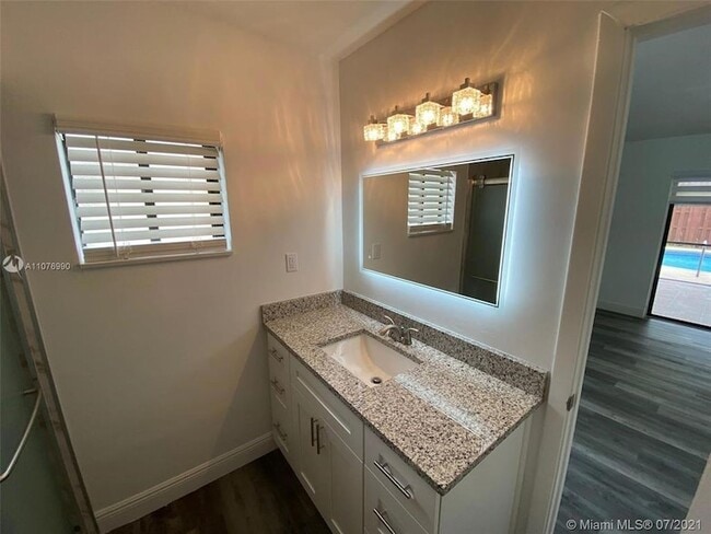 Building Photo - 9658 NW 28th Ct