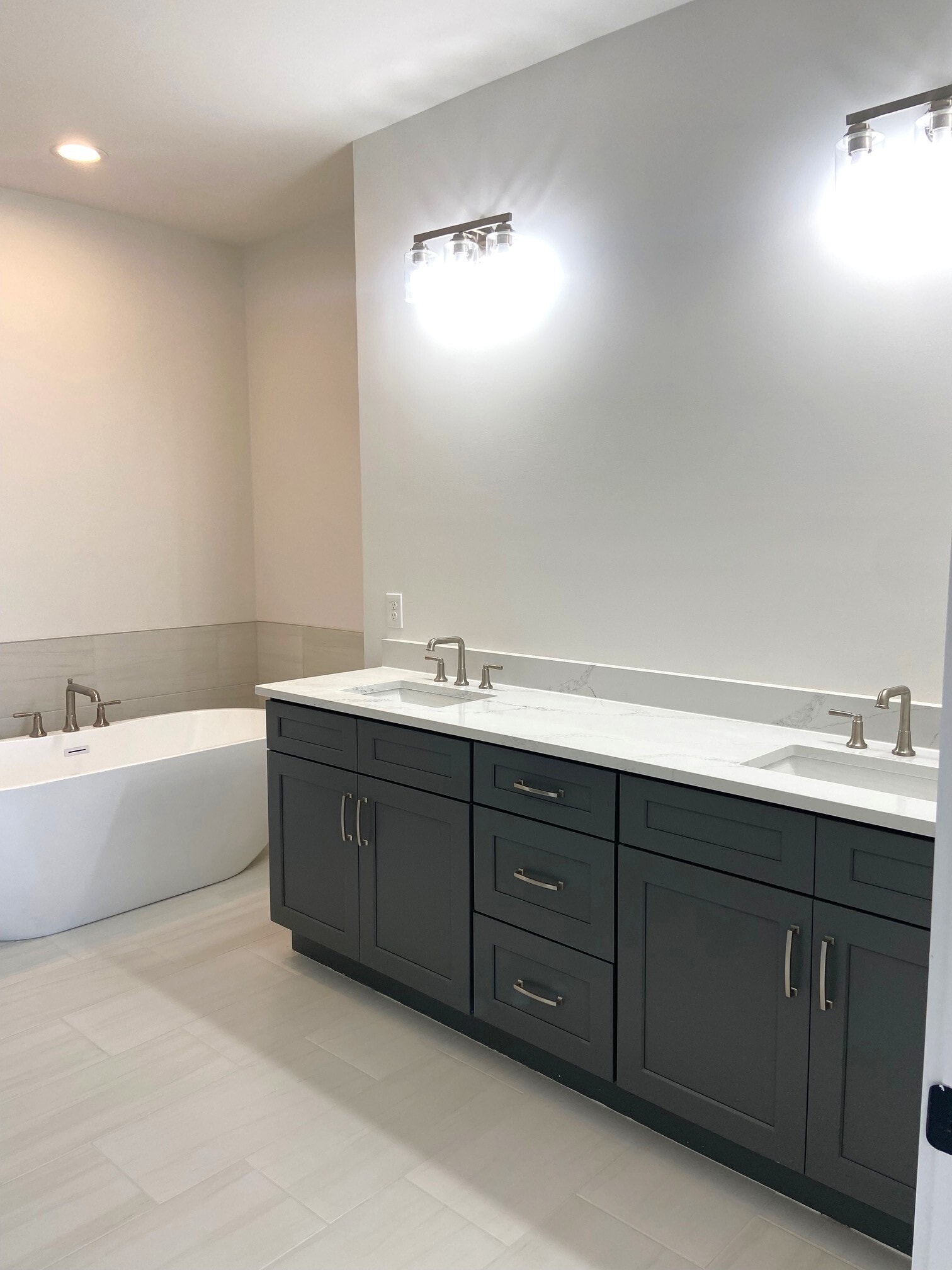 Building Photo - 1174 Ranch Marina Rd