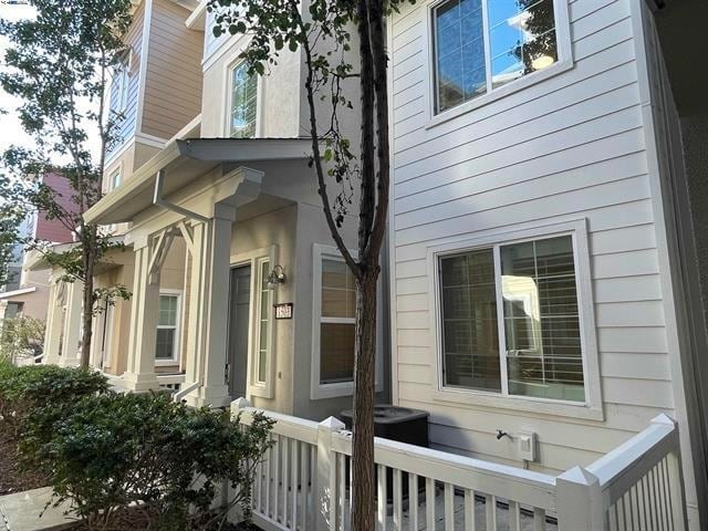 Building Photo - 1503 Jetty Dr