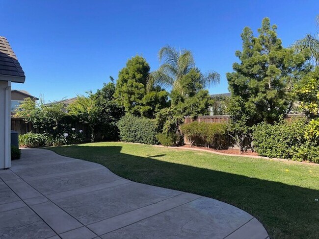 Building Photo - $500.00 off first full months rent - Beautiful home in River Island