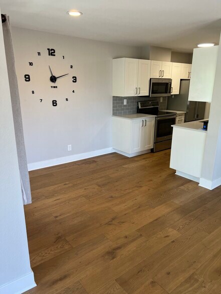 Building Photo - 26 Bayside Ct