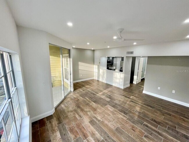 Building Photo - 5017 City St