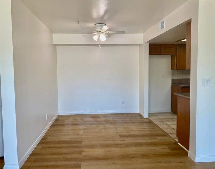 Dining - 108 W Maple St