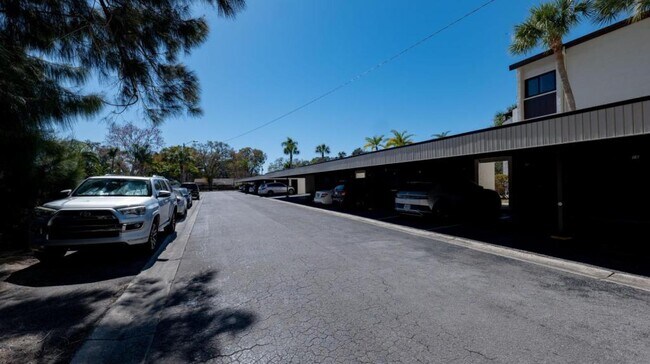 Building Photo - 2211 Belleair Rd