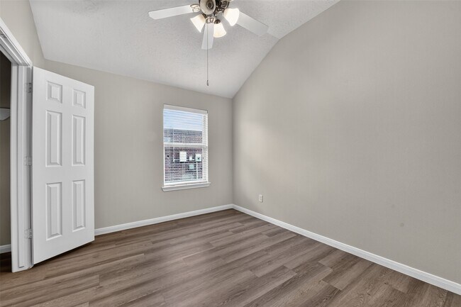 Building Photo - 11714 Bollinger Park Ct