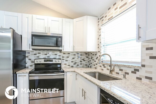 Building Photo - 8875 Orange Blossom Dr