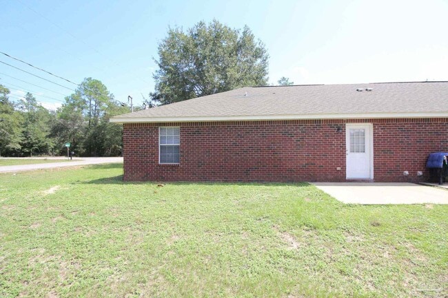 Building Photo - 7163 Pine Blossom Rd