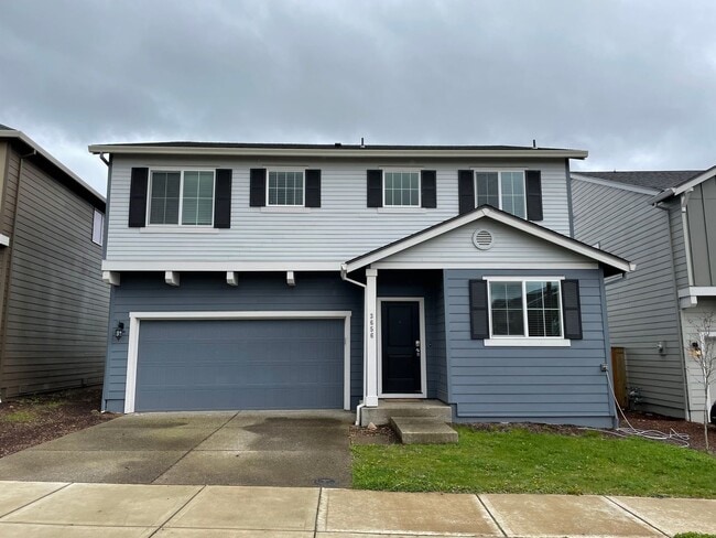 Primary Photo - Beautiful 4 + Den Bedroom 2.5 Bath Home Lo...
