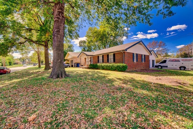 Building Photo - 3 Bed | 1 Bath | Tulsa