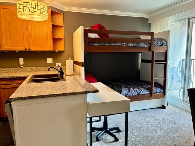 Building Photo - 310 Iron Horse Way