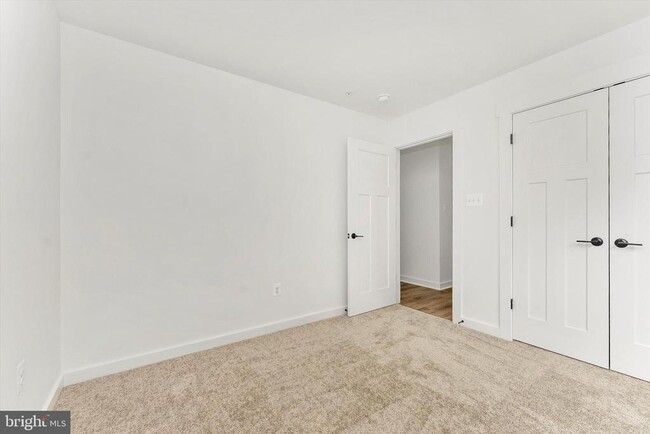 Building Photo - 6705 Ridgecrest Rd