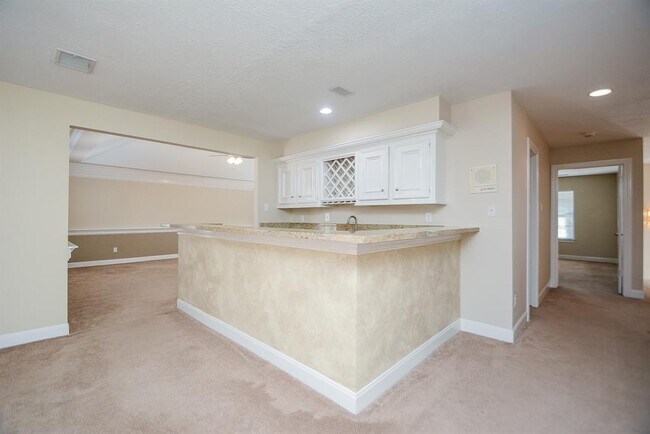 Building Photo - 17407 Widmore Pl