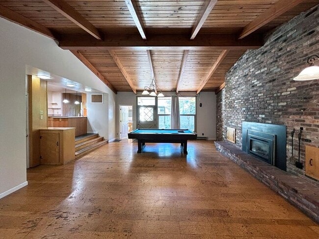 Building Photo - 2109 Alder St