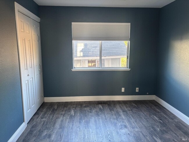Building Photo - 9587 Wellington Cir